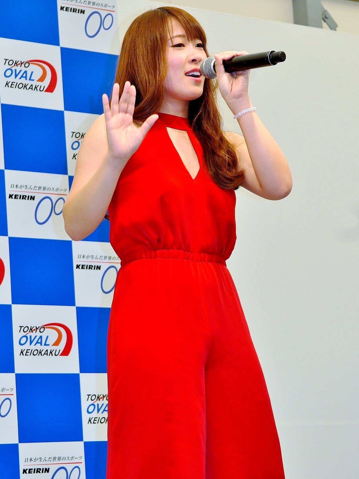 g1開催中の京王閣競輪でスピーチーズ 長田真友子が熱唱 新吾捕物帳 三番勝負番外編 g1開催中の京王閣競輪でスピーチーズ 長田真友子が熱唱 新吾捕物帳 三番勝負番外編