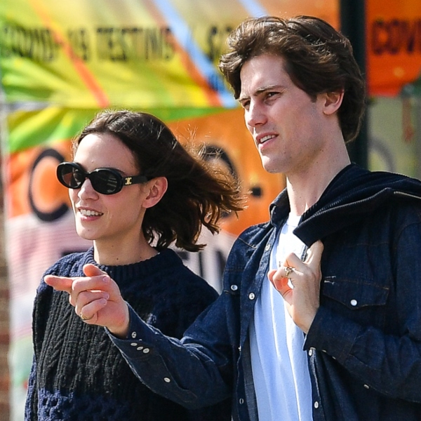 Alexa Chung アレクサチャン スウェード ローファー 赤 Www Jensschulz Energien De