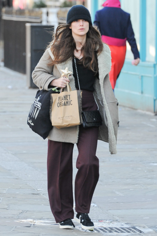 キーラ ナイトレイ 海外セレブファッションブログ 最新スナップ おしゃれ情報が盛り沢山 Dailycelebritydiary