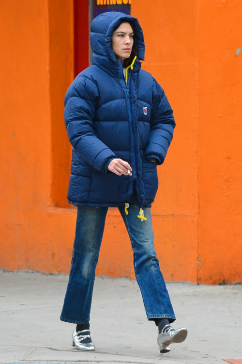 アレクサ チャン 海外セレブファッションブログ 最新スナップ おしゃれ情報が盛り沢山 Dailycelebritydiary