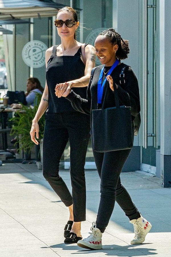 海外セレブファッションブログ 最新スナップ おしゃれ情報が盛り沢山 Dailycelebritydiary