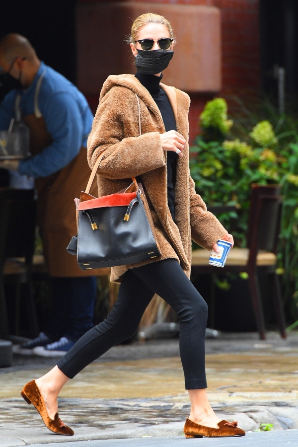 ニッキー・ヒルトン
