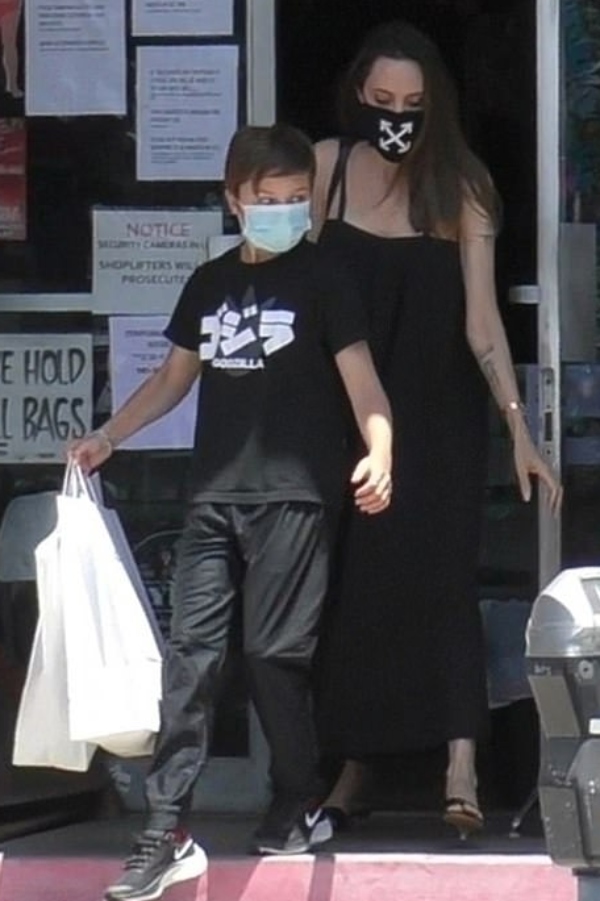 アンジェリーナ・ジョリー