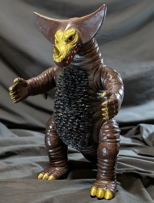 ゴモラ「ウルトラマン」登場怪獣（バンダイ）ビッグサイズソフビ 