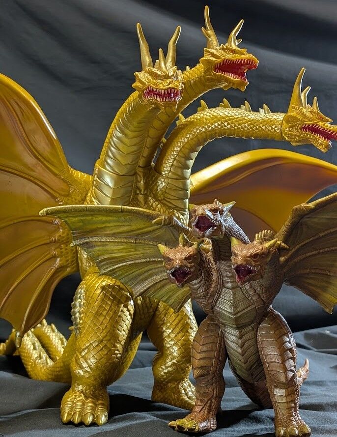 キングギドラ＆白亜紀ギドラ「平成モスラ３」登場怪獣（バンダイ）ソフビ２体セット キングギドラ＆白亜紀ギドラ「平成モスラ3」登場怪獣（バンダイ
