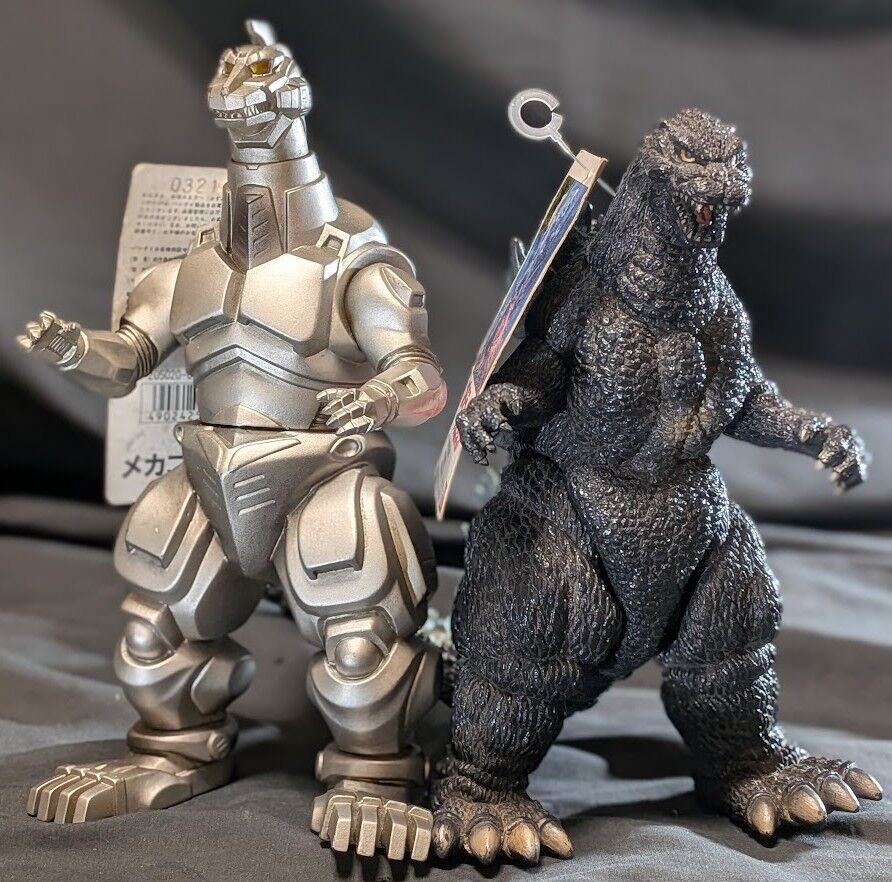 平成ＶＳゴジラ＆メカゴジラ（バンダイ）タグ付ソフビフィギュア２体セット 平成VSゴジラ＆メカゴジラ（バンダイ）タグ付ソフビフィギュア2体