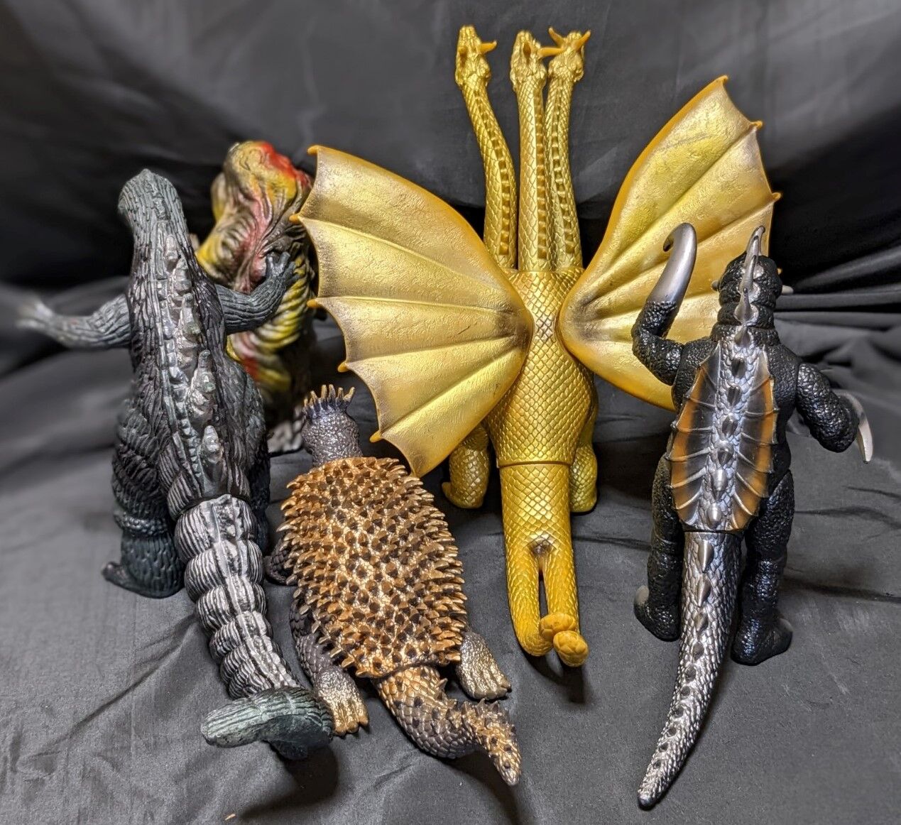 昭和チャンピオンまつり「ゴジラ対ヘドラ・ガイガン」（バンダイ