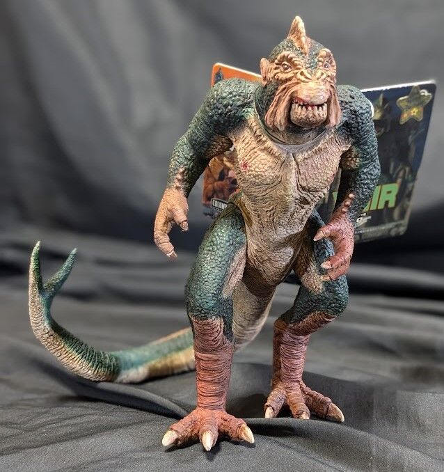 ハリーハウゼン「地球へ2千万マイル」金星竜イーマ（エクスプラス