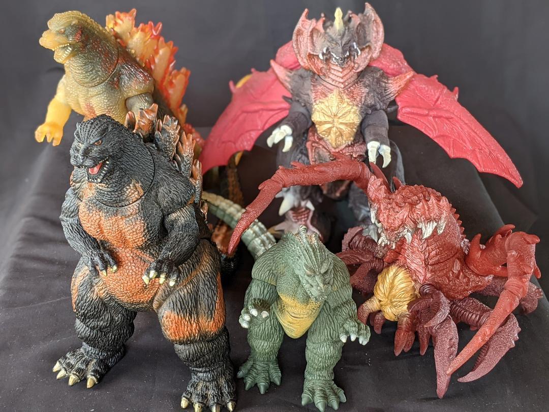恐竜怪獣大進撃~ソフビフィギュアの収集と販売 : デストロイア