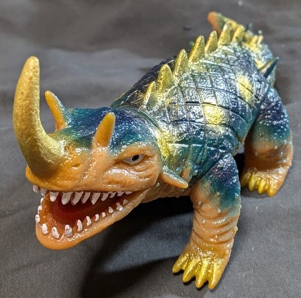 バルゴン（日東復刻・スラッシュカンパニー）ミドルサイズ ソフビ