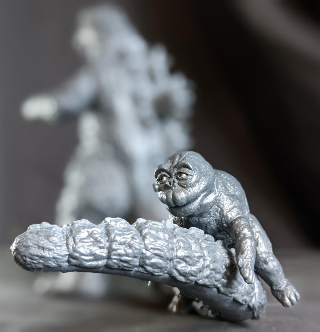 ゴジラの息子（Y・MSF）ソフビフィギュア ミニラ付き : 恐竜怪獣大