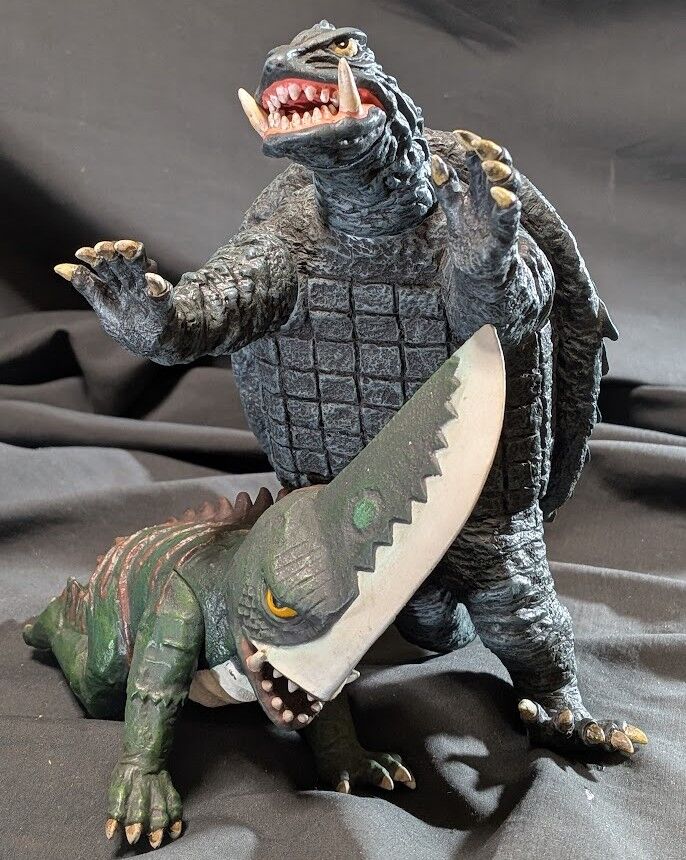 昭和ガメラ四足/二足用尻尾パーツ付＆ギロン（エクスプラス）ソフビ２体セット 昭和ガメラ四足/二足用尻尾パーツ付＆ギロン（エクスプラス）ソフビ2