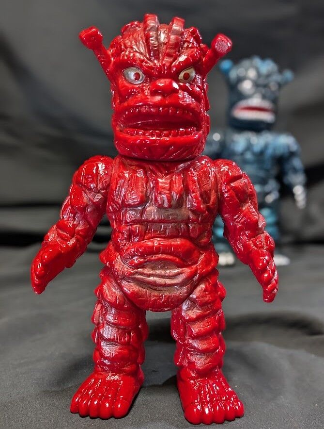 ダストマン黒色＆赤色「スペクトルマン」登場怪獣（マスダヤ復刻