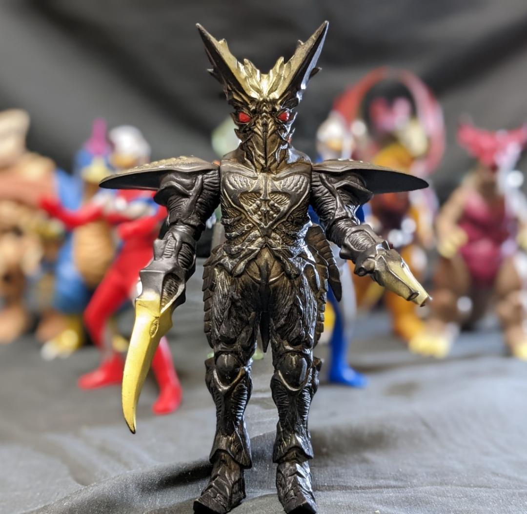 ウルトラマンコスモス＆登場怪獣・宇宙人ソフビフィギュア（バンダイ）41体セット＋ ウルトラマンコスモス＆登場怪獣・宇宙人ソフビフィギュア（バンダイ