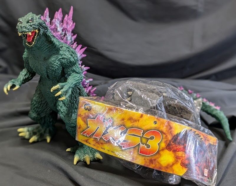 ミレニアム雛形ゴジラ新世紀緑成型&ガメラ3未開封 ミレニアム雛形ゴジラ新世紀緑成型&ガメラ3未開封