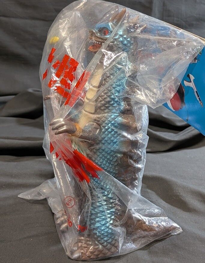 ウルトラマンaタイプ＆ベムラー（M1号）未開封ソフビフィギュア 大