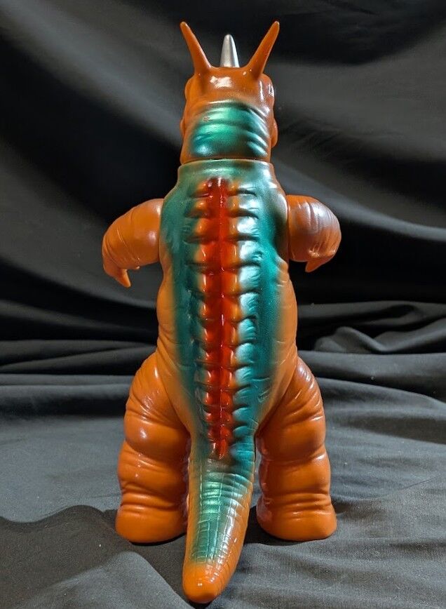 ネロンガ「ウルトラマン」登場怪獣（ブルマァク復刻）ソフビフィギュア