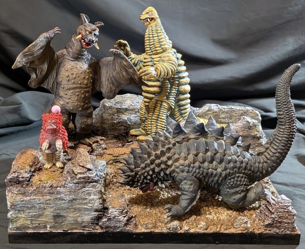 マグラ＆レッドキング＆チャンドラー＆ピグモン（ブルマァク復刻）ソフビ４体セット マグラ・レッドキング・チャンドラー（エクスプラス）他ソフビ＋