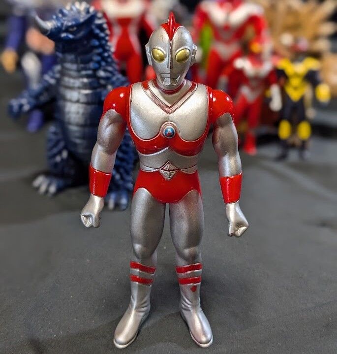 グリッドマン・ウルトラマン80・ゼアス＆怪獣（タカラ・バンダイ）ソフビ10体＋２ グリッドマン・ウルトラマン80・ゼアス他＆怪獣（バンダイ）ソフビ10体