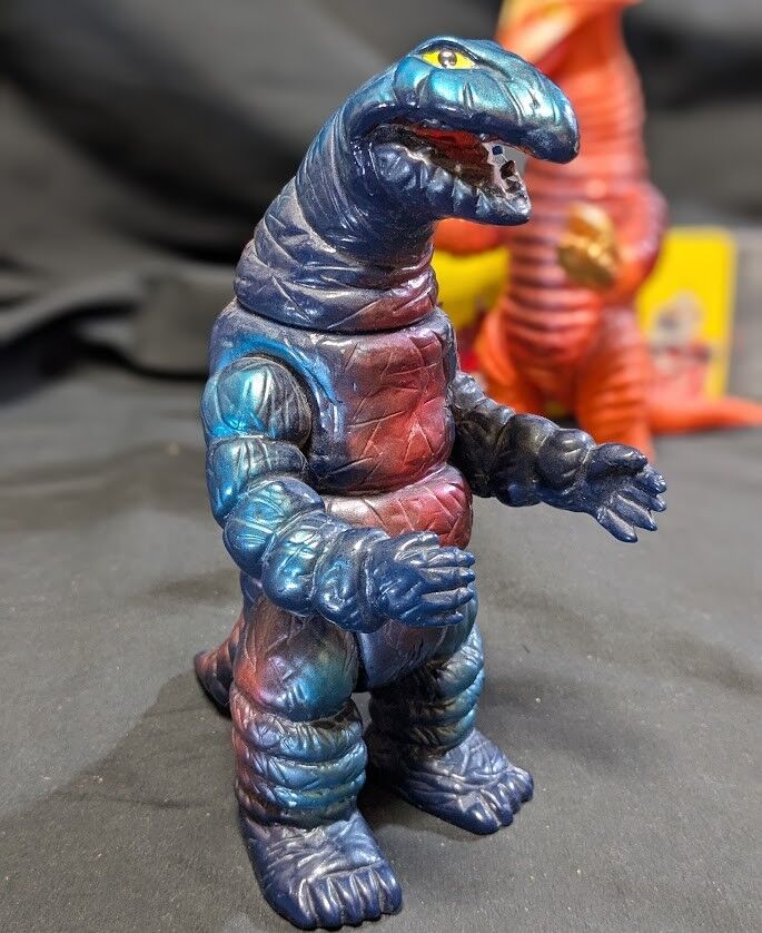 サドラー＆デットン　帰ってきたウルトラマン登場怪獣（ブルマァク復刻）２体セット サドラー＆デットン 帰ってきたウルトラマン登場怪獣（ブルマァク復刻