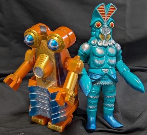 バルタン星人Jr.＆ビルガモ（やまなや怪獣郷）ソフビフィギュア2体