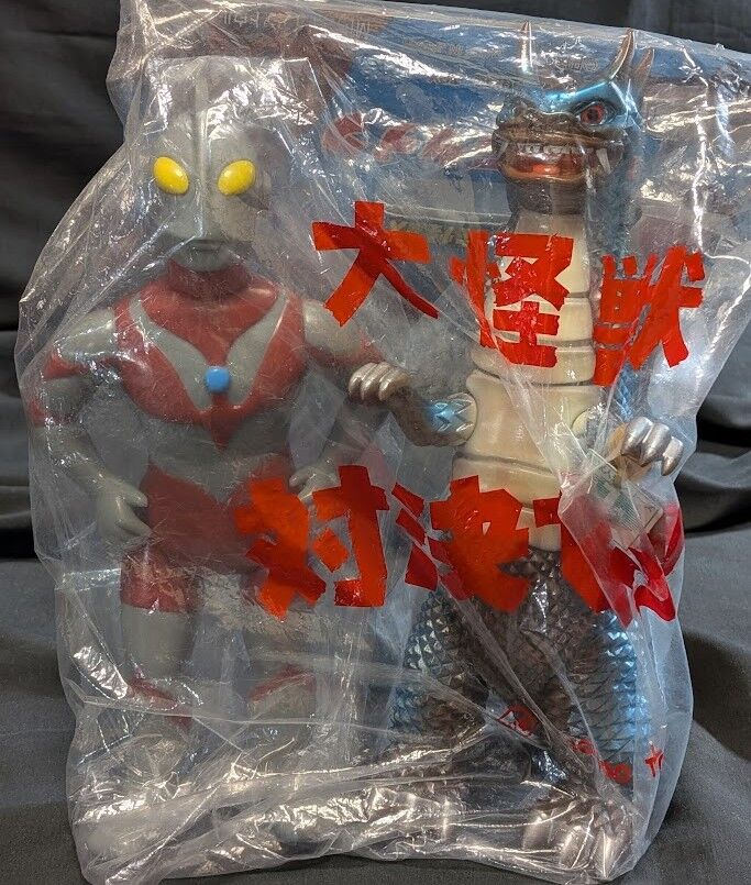 ウルトラマンaタイプ＆ベムラー（M1号）未開封ソフビフィギュア 大