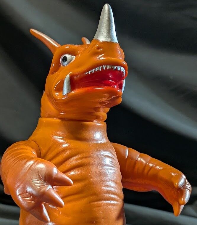 ネロンガ「ウルトラマン」登場怪獣（ブルマァク復刻）ソフビフィギュア