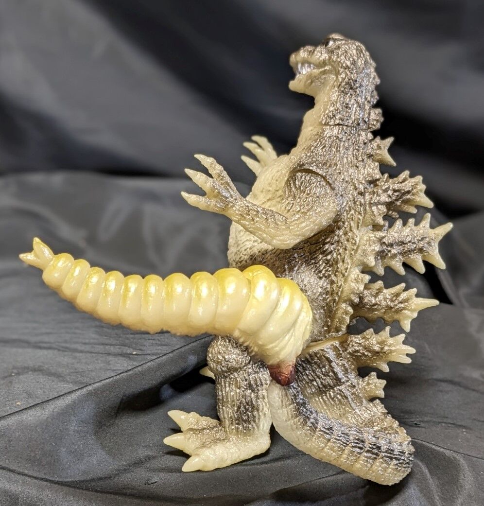 ゴジラ＆モスラ幼虫（CCP×B-CLUB）蓄光ソフビフィギュア : 恐竜怪獣大