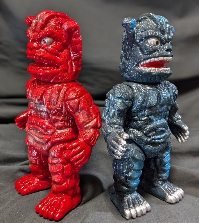 ダストマン黒色＆赤色「スペクトルマン」登場怪獣（マスダヤ復刻