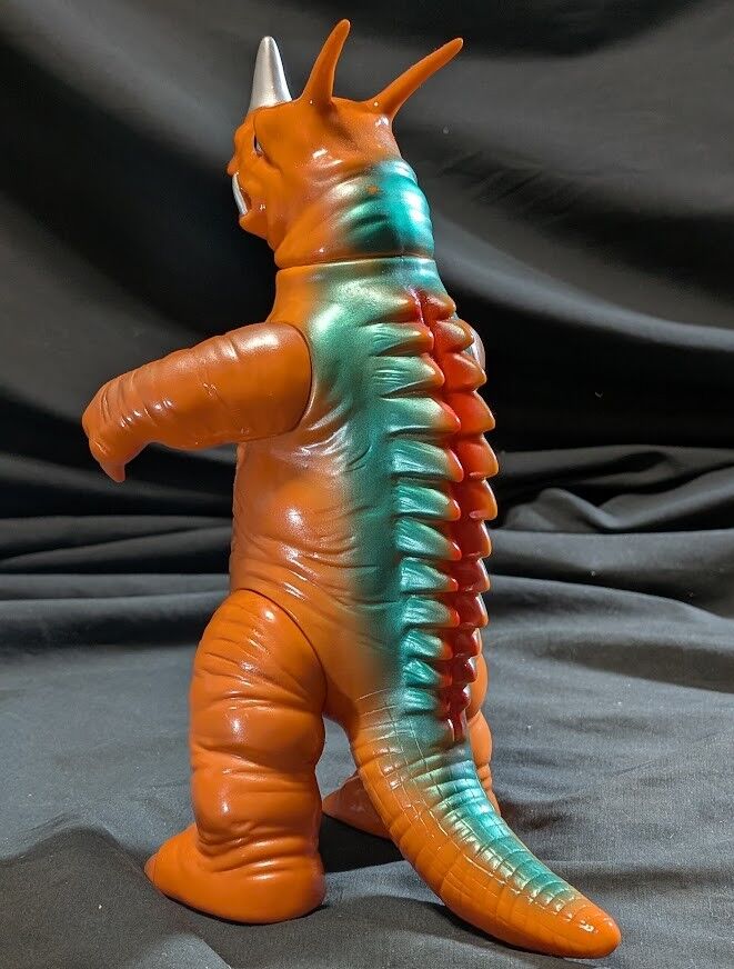ネロンガ「ウルトラマン」登場怪獣（ブルマァク復刻）ソフビフィギュア