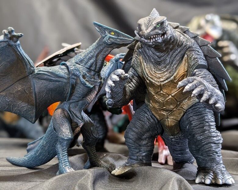 昭和～平成ガメラ＆登場怪獣（バンダイ）＆ビッグサイズソフビ他17体