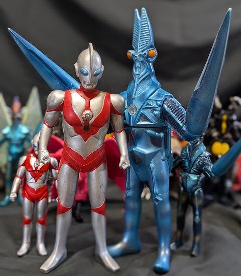 ウルトラマンパワード＆登場怪獣・宇宙人（バンダイ）ソフビコンプリート18体セット ウルトラマンパワード＆登場怪獣・宇宙人（バンダイ）ソフビ