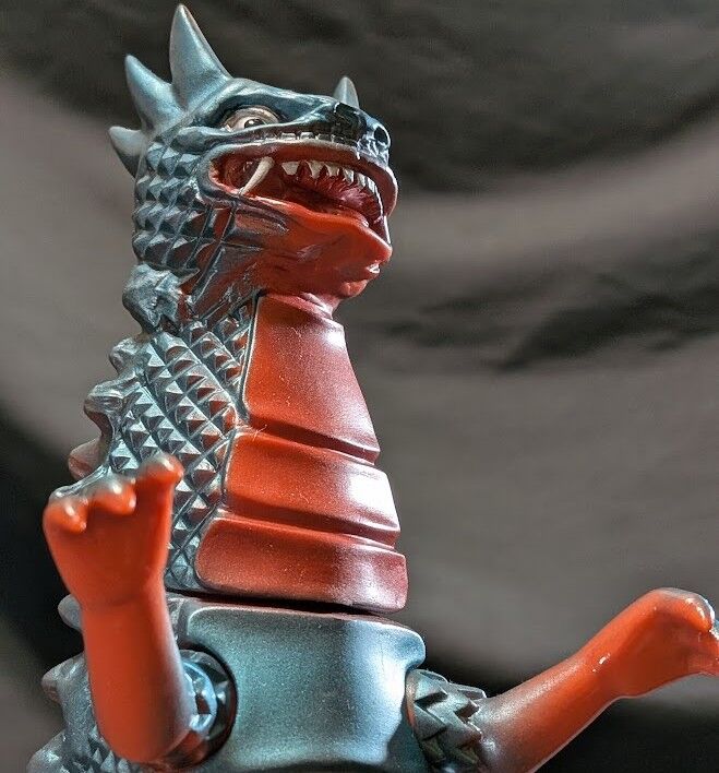ベムラー「ウルトラマン」登場怪獣（M1号）ソフビフィギュア赤茶色