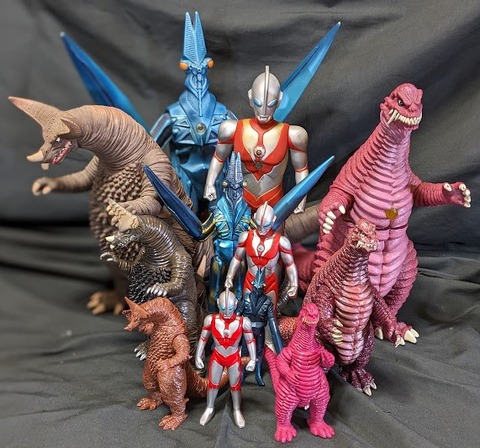 ウルトラマンパワード・シリーズ 怪獣・宇宙人フィギュア 14体セット ウルトラマンパワード＆登場怪獣・宇宙人（バンダイ）ソフビフィギュア