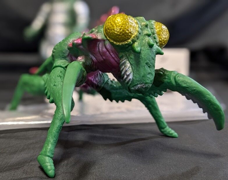 ミニラ（ブルマァク復刻）＆カマキラス（マルサン）ソフビフィギュア2