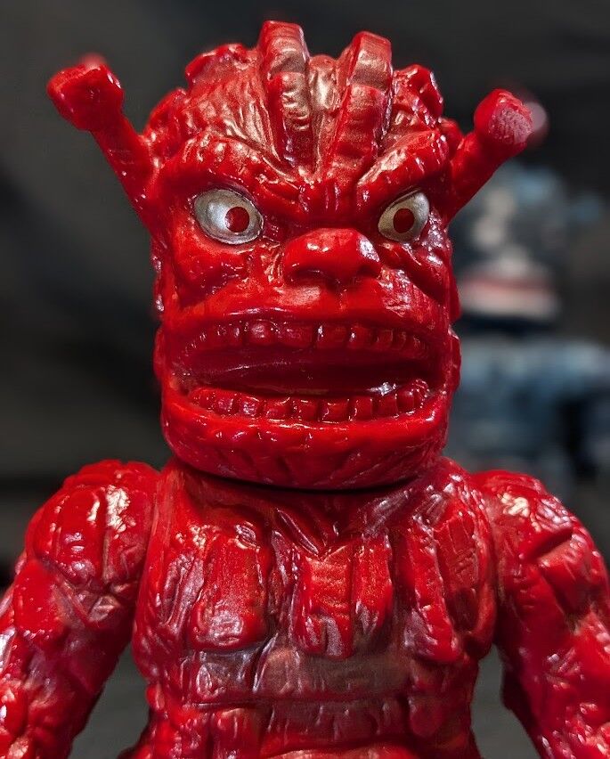 ダストマン黒色＆赤色「スペクトルマン」登場怪獣（マスダヤ復刻