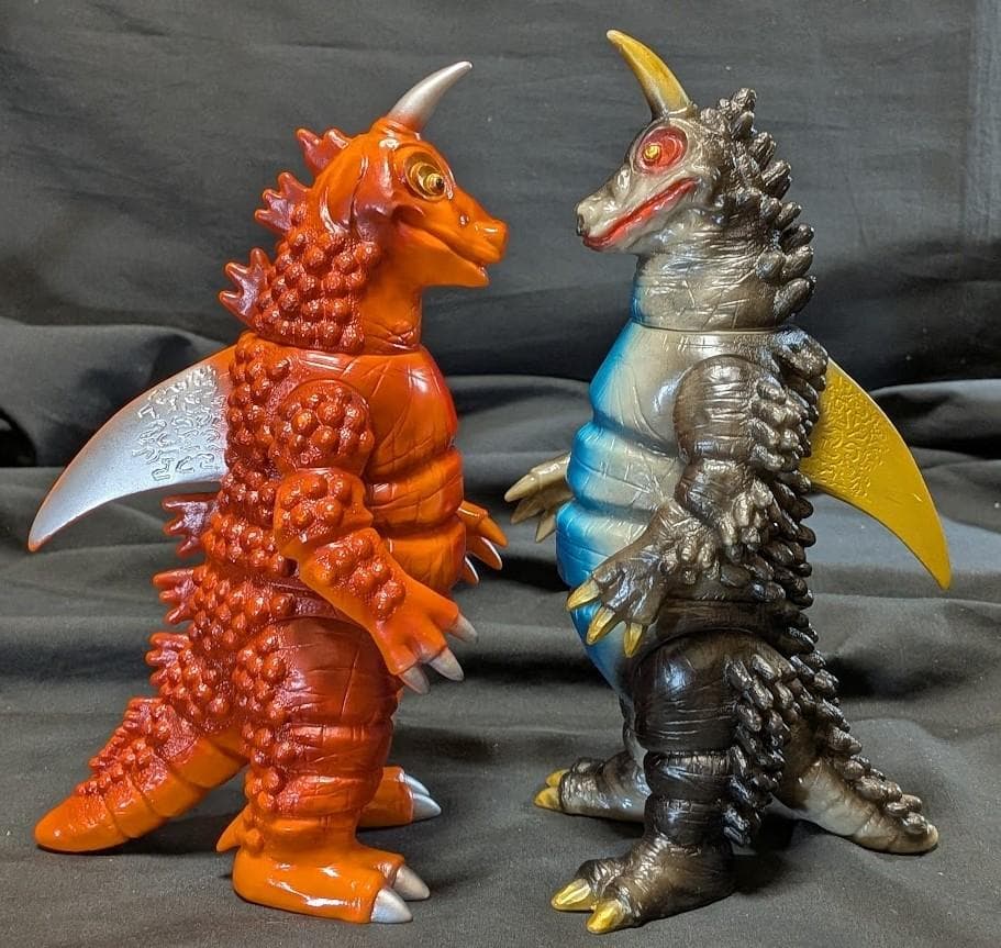 ブラックギラス＆レッドギラス「ウルトラマンレオ」登場（怪獣郷