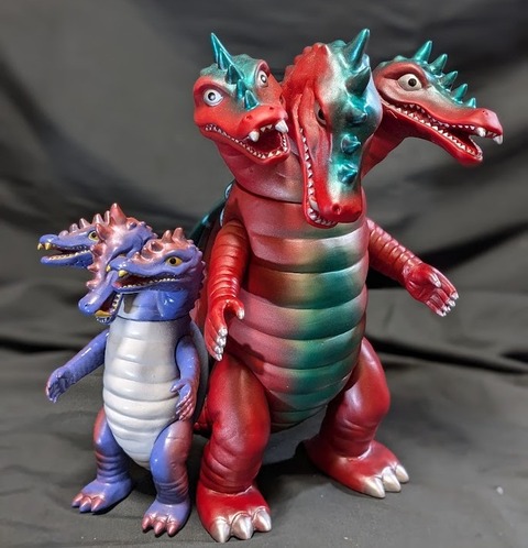 ジャイアント＆スタンダード 三つ首竜「スペクトルマン」（マスダヤ