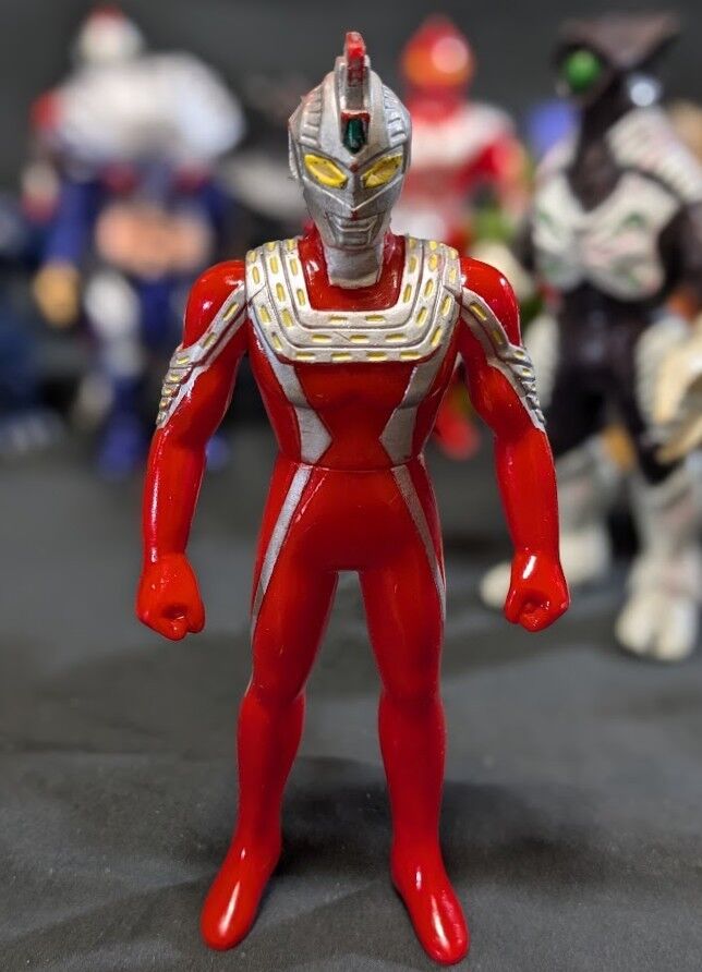 グリッドマン・ウルトラマン80・ゼアス他＆怪獣（バンダイ）ソフビ10体