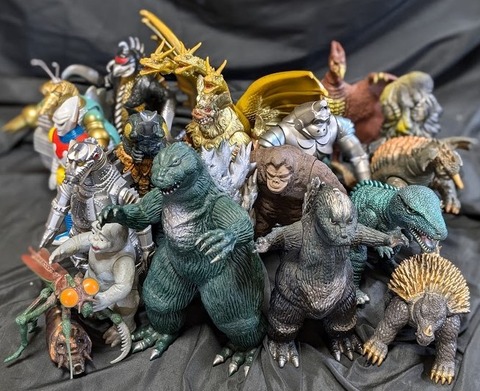 昭和ゴジラ東宝チャンピオンまつり（バンダイ）ソフビコンプリート19体