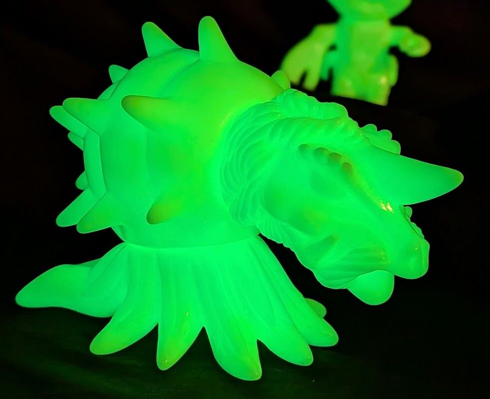 ザバミ＆ガガラ「仮面の忍者赤影」登場怪忍獣（マーミット）ビニパラ 蓄光版 ソフビ ザバミ＆ガガラ「仮面の忍者赤影」登場怪忍獣（マーミット）ビニパラ