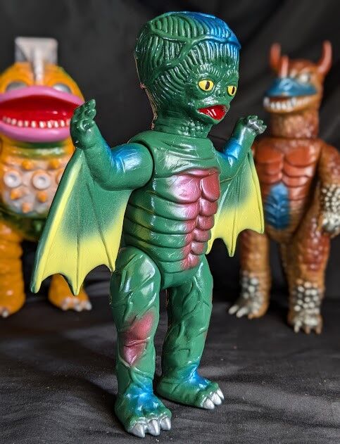 アメゴン「キャプテンウルトラ」登場（マーミット）ヘッダー・外袋付ソフビフィギュア アメゴン「キャプテンウルトラ」登場（マーミット）ヘッダー・外袋付