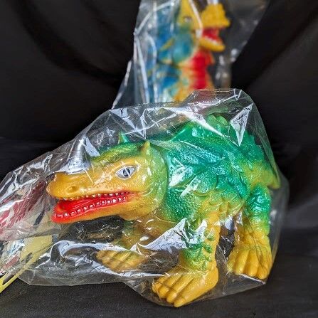 シーゴラス＆シーモンス　帰マン登場怪獣（ブルマァク復刻）ソフビ未開封２体セット シーゴラス＆シーモンス帰マン登場怪獣（ブルマァク復刻）ソフビ未開封