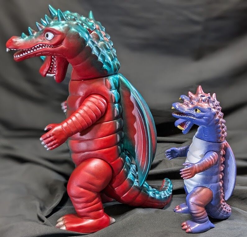 ジャイアント＆スタンダード 三つ首竜「スペクトルマン」（マスダヤ