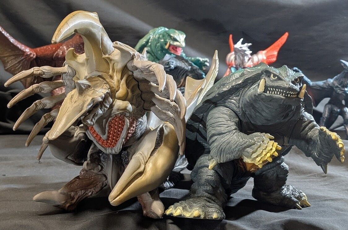 平成ガメラ＆対戦怪獣（バンダイ）ソフビフィギュア7体セット : 恐竜