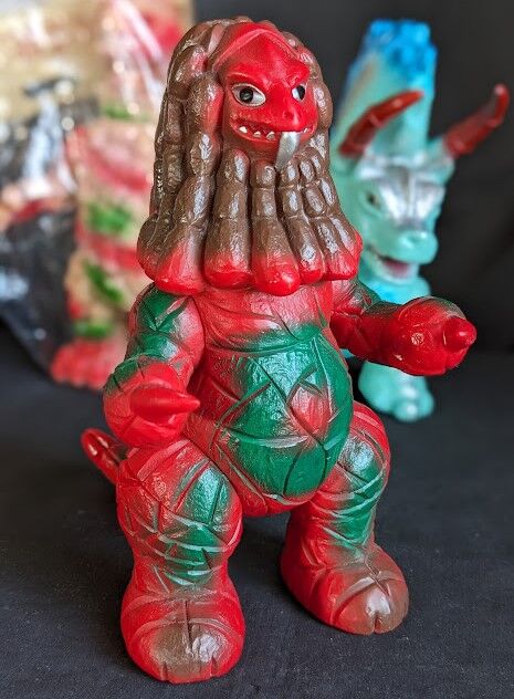 ゴルバゴス・オクスター他 帰ってきたウルトラマン登場怪獣（ブルマァク復刻）３体 ゴルバゴス・オクスター他 帰ってきたウルトラマン登場怪獣