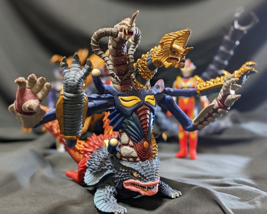 ウルトラマンメビウスUキラーザウルスギガキマイラセット