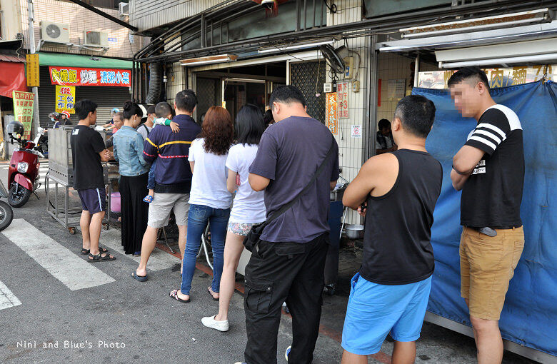 2020新社花海暨臺中國際花毯節 , 愛麗絲的花境探險-花毯節10週年，文內附這10年新社花海紀錄