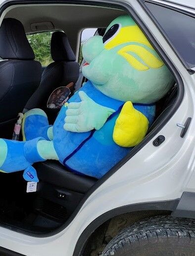 巨大なマスコットぬいぐるみ「圧倒的ニータン」が紡ぐストーリー