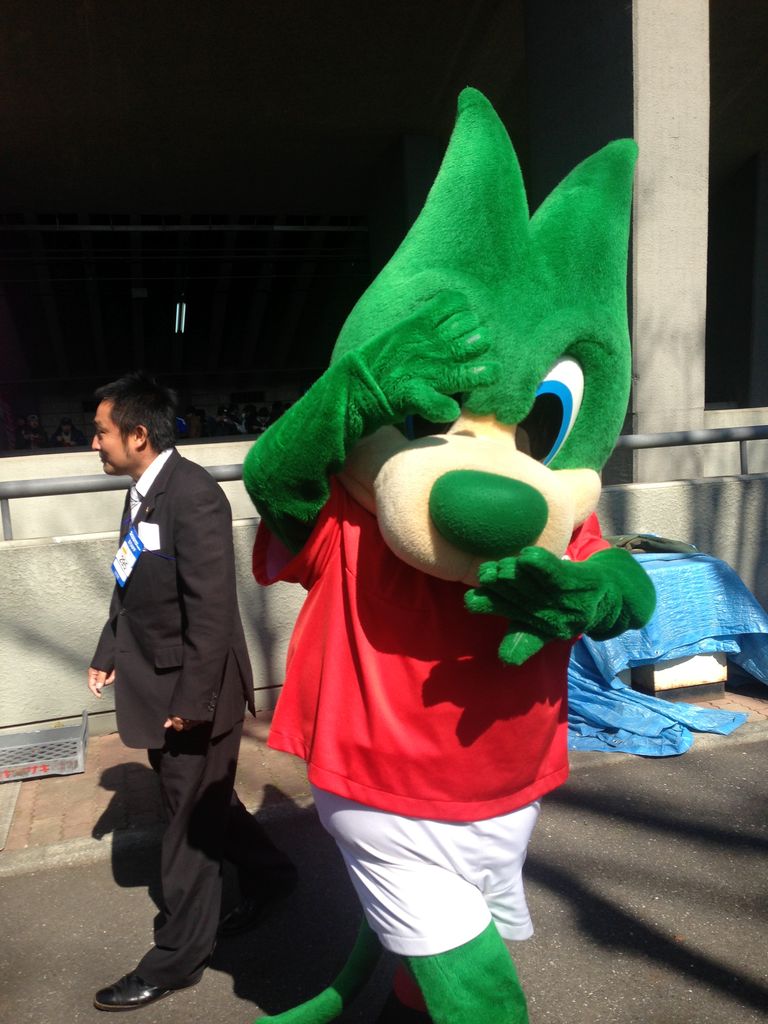 浦和レッズ　レディア　ファミリー　総柄　Tシャツ　Lサイズ　非売品 REX CLUB】ポイント交換 新アイテム『Tシャツ(総柄レディアファミリー